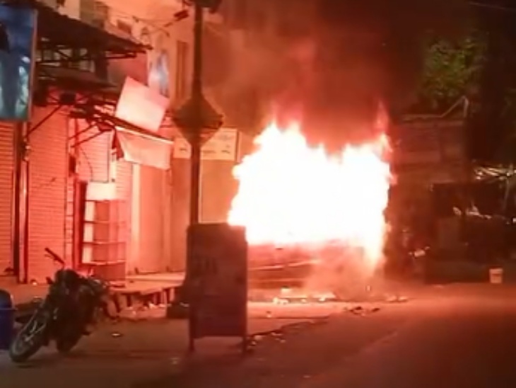 Nano car catches fire in Jaipur, VIDEO