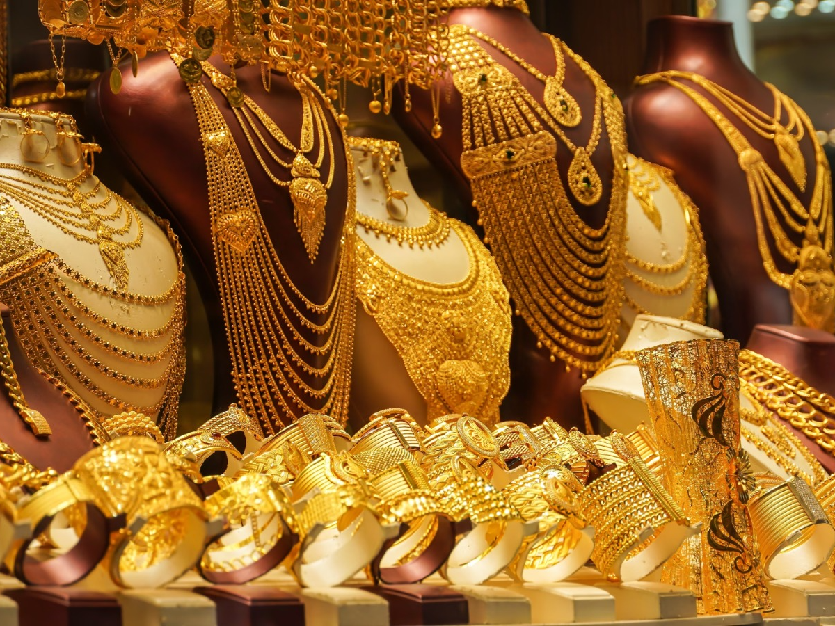 The price of gold and silver increased | सोने-चांदी की कीमत में आई तेजी:  स्टैंडर्ड सोने की कीमत पहुंची 75,600, चांदी हुई 750 रुपए महंगी - Jaipur  News | Dainik Bhaskar