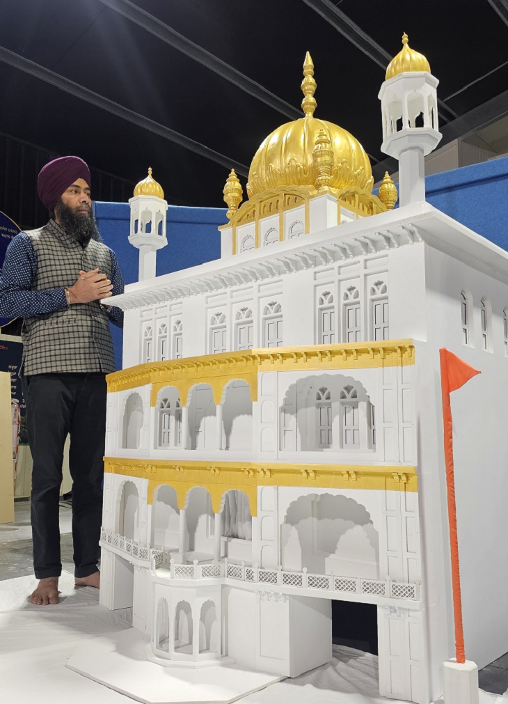 1984 Blue Star Operation ; Broken Shri Akal Takht Sahib Model Ready To ...