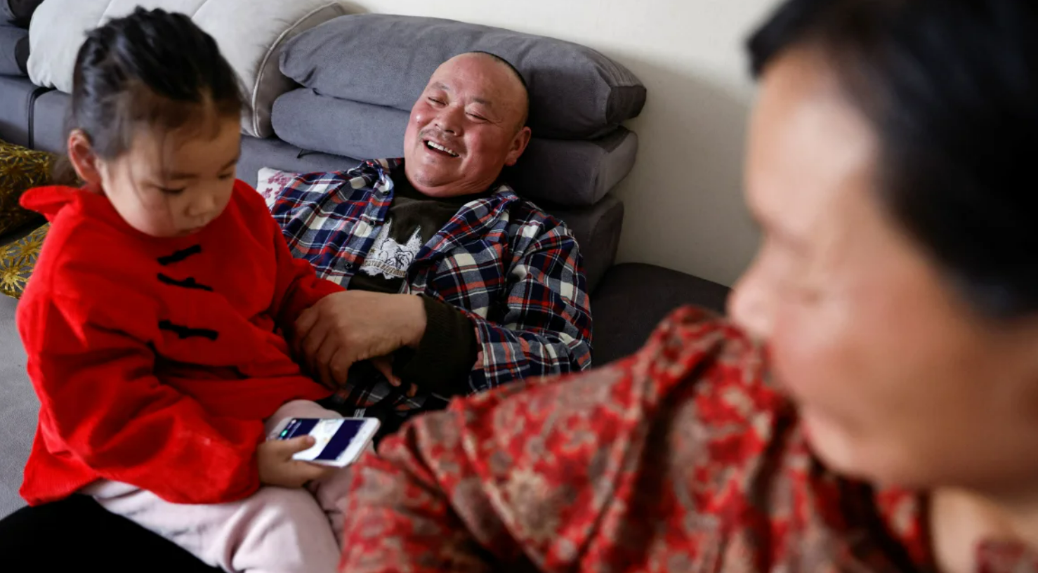 चीन ने अधिक समय तक जीने के मामले में अमेरिका को भी पीछे छोड़ दिया है।