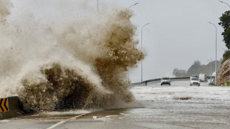 The effects of the storm were also felt in China's Fujian province.