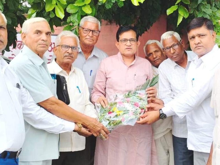 Officers of Meghwal Development Committee met Kailash Meghwal