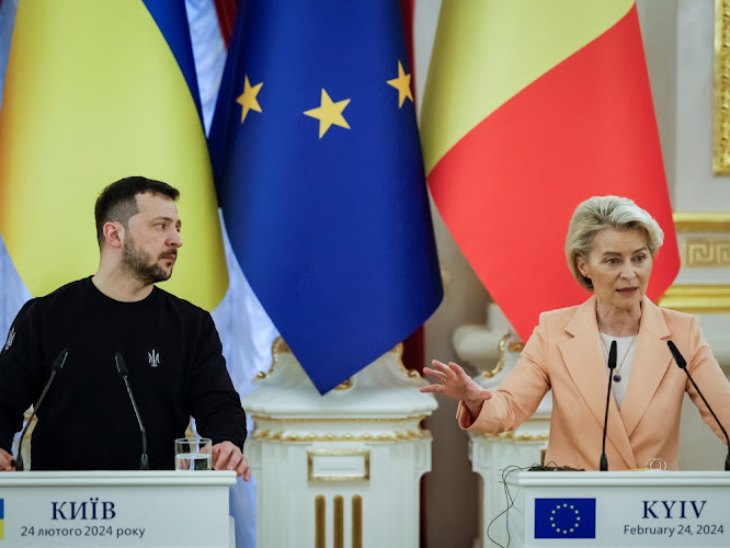 साल 2022 में यूक्रेन पर हमले के बाद यूरोपीय यूनियन ने रूस की 225 बिलियन अमेरिकी डॉलर की संपत्ति फ्रीज कर ली थी। - Dainik Bhaskar