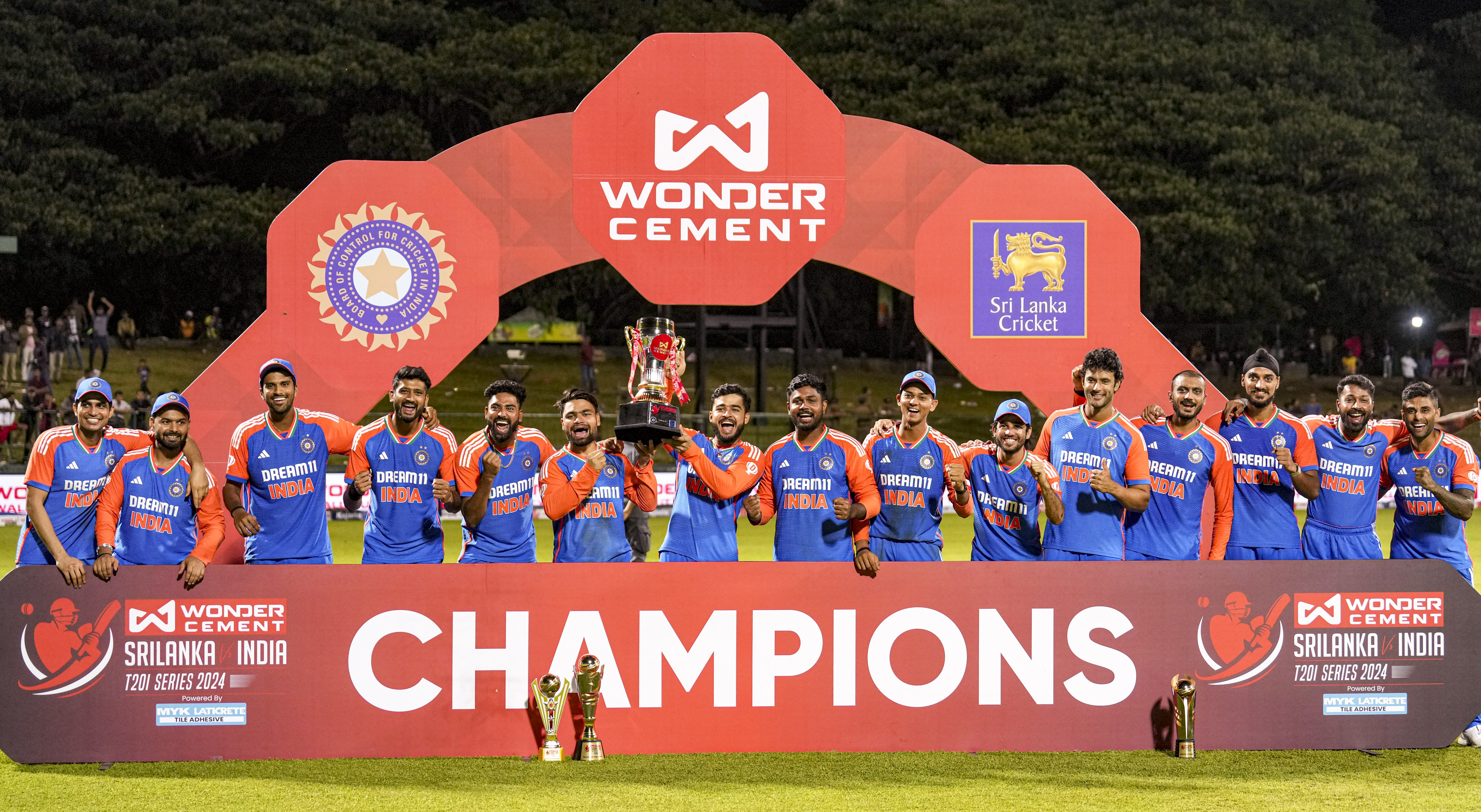 3 मैचों की टी-20 सीरीज भारतीय टीम ने 3-0 से जीत ली.