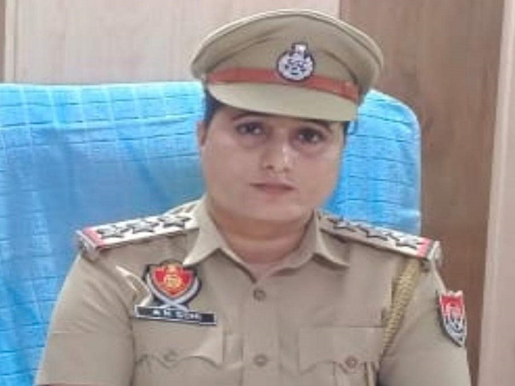 अमृतसर में थाना वेरका की एसएचओ ए.के. सोही। - Dainik Bhaskar