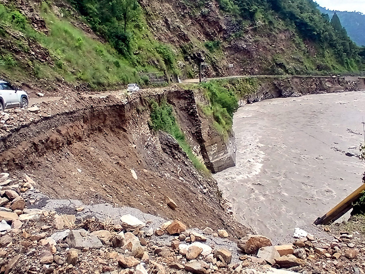 A portion of the road was damaged on the Kedarnath Yatra route in Rudraprayag, Uttarakhand.