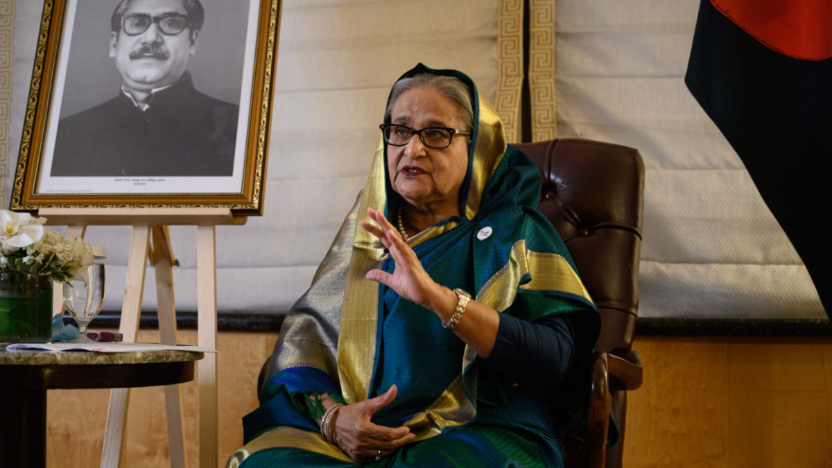 करेंट अफेयर्स 05 अगस्त:शेख हसीना ने बांग्लादेश के प्रधानमंत्री पद से इस्तीफा दिया; उज्जैन में 1500 लोगों ने डमरू बजाकर वर्ल्ड रिकॉर्ड बनाया 2 हसीना मिलिट्री हेलिकॉप्टर से भारत पहुंच गई हैं और उनके साथ उनकी बहन रेहाना भी हैं।