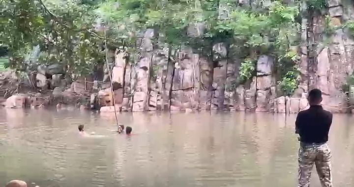 आमनेर नदी में डूबा युवक।