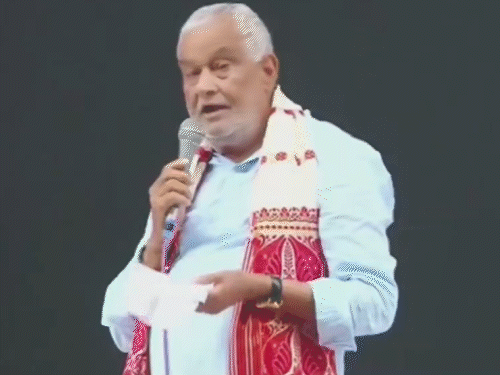 आदिवासी दिवस के मौके पर दौसा में समारोह कर किरोड़ीलाल मीणा ने अपने भाई की राजनीतिक लॉन्चिंग की है।