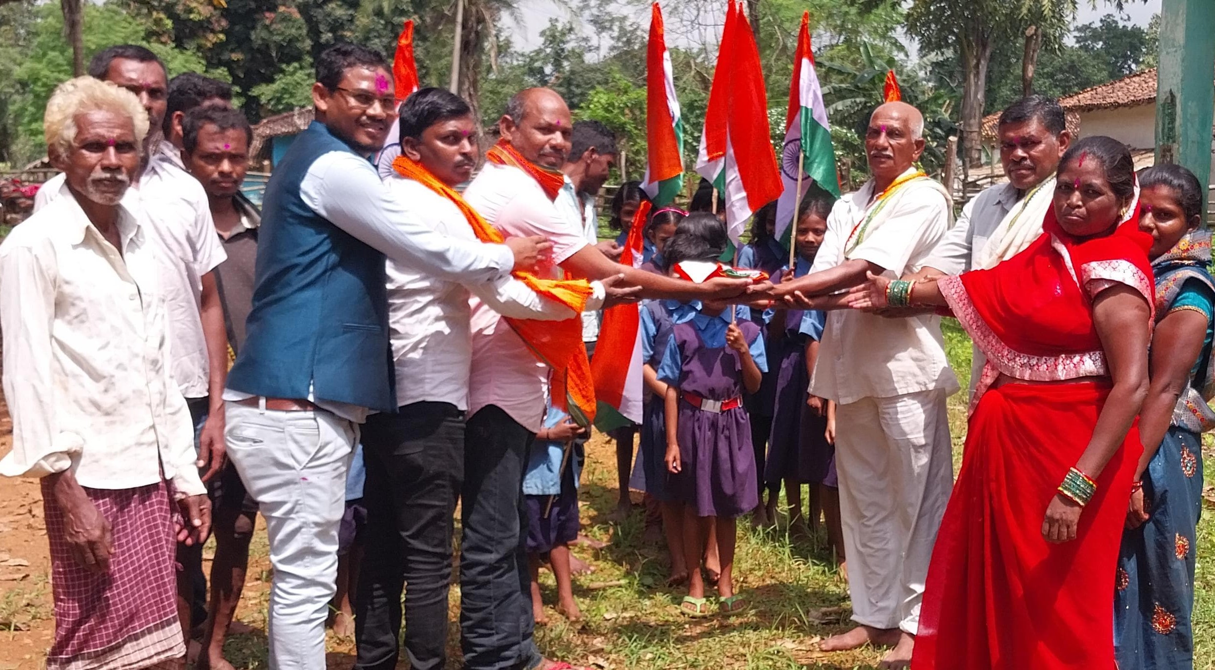 Tricolor presented to the descendants of freedom fighter Sukhdev ...
