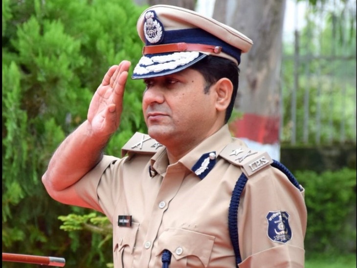 IPS राहुल भगत अभी मुख्यमंत्री विष्णुदेव साय के सचिव हैं। इससे पहले सीएम के सांसद रहते रायगढ़ जिले के एसपी भी रह चुके हैं।