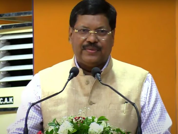 जस्टिस गवई केरल हाईकोर्ट के एक कार्यक्रम में बोल रहे थे। इस दौरान उन्होंने आर्थिक और सामाजिक क्षेत्र में कमी को कैसे दूर किया जाए, इस पर जोर दिया। - Dainik Bhaskar