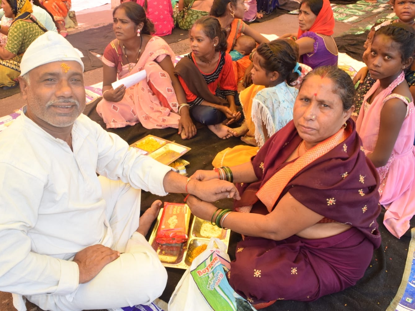 Raksha Bandhan festival celebrated amid tight security in Central Jail ...