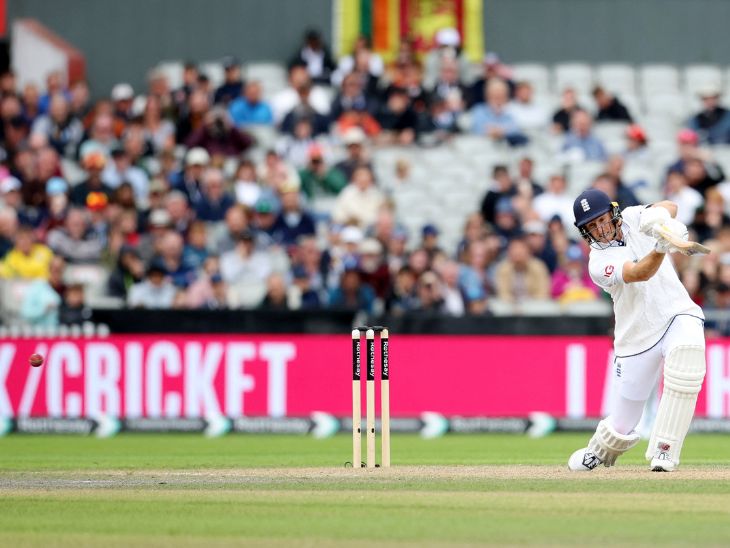 जो रूट ने 42 रन बनाए.