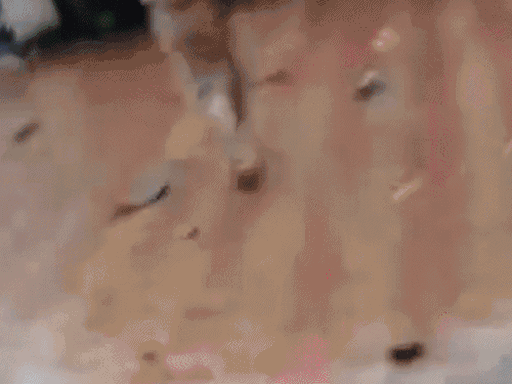 भीड़ को कंट्रोल करने के लिए पुलिस ने हवाई फायर किए। आंसू गैस के गोले भी छोड़े।