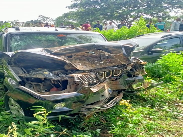 दंतेवाड़ा जिपं अध्यक्ष तुलिका कर्मा   स्कूल बस  हादसे में   मृत   । - Dainik Bhaskar