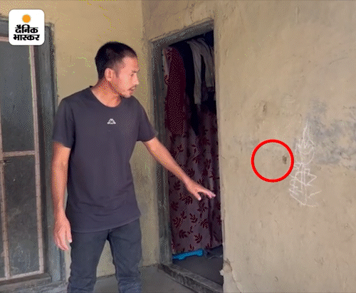 फायरिंग के वक्त सुरबाला इसी घर के बाहर मौजूद थीं। बेटी साथ में थी। गोली लगने से सुरबाला की मौत हो गई।