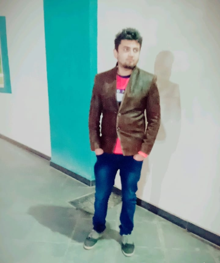 आरोपी फराज बीएससी ग्रेजुएट है। उसने PGDCA का डिप्लोमा भी किया है।