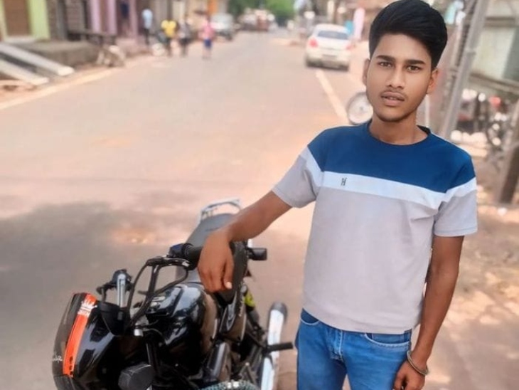 मुख्य आरोपी दीपक तिवारी, जिसने हत्या की