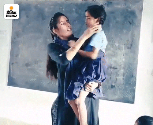 बच्‍चों को गुड टच-बैड टच सिखाते हुए खुशबू का वीडियो वायरल हुआ था।