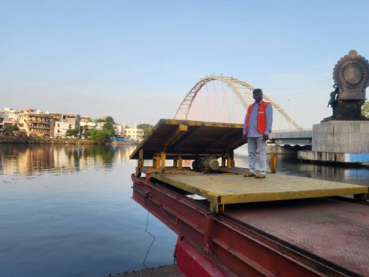 भोपाल के रानी कमलापति घाट पर हाइडर मशीन से विसर्जन किया जाएगा।