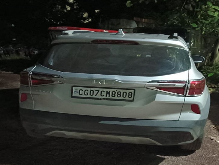 पुलिस ने आरोपियों के पास से जब्त की कार