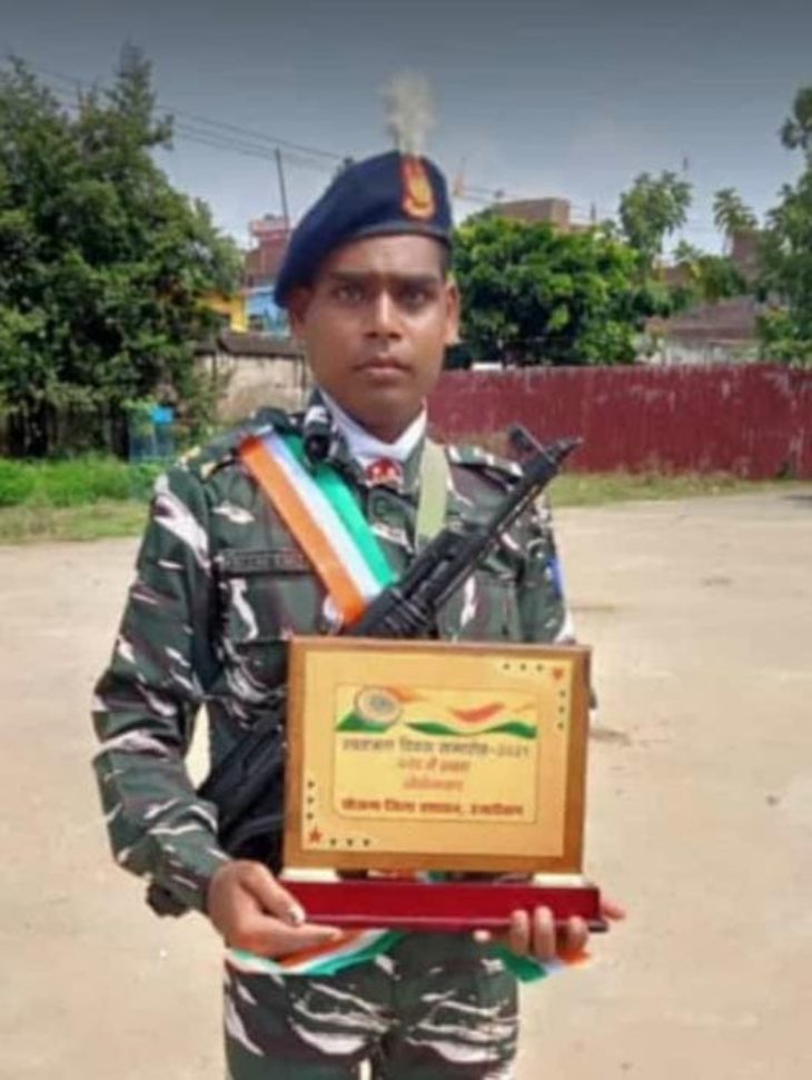 CRPF जवान सुरेश सोनवानी की फाइल फोटो।