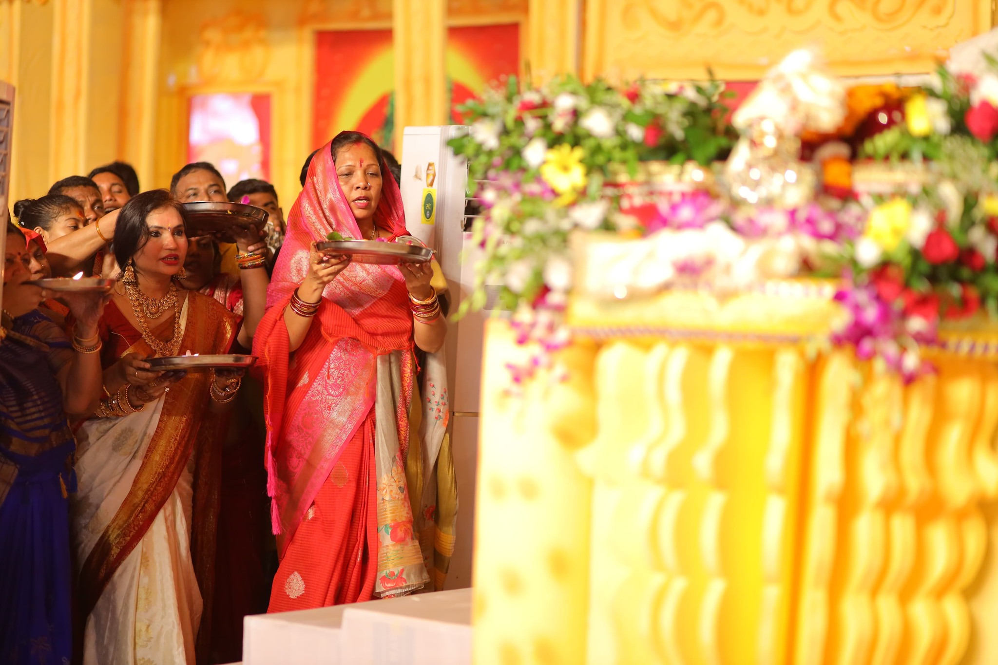 CM साय की पत्नी कौशल्या साय भी प्रदीप मिश्रा से कथा सुनने पहुंचीं।