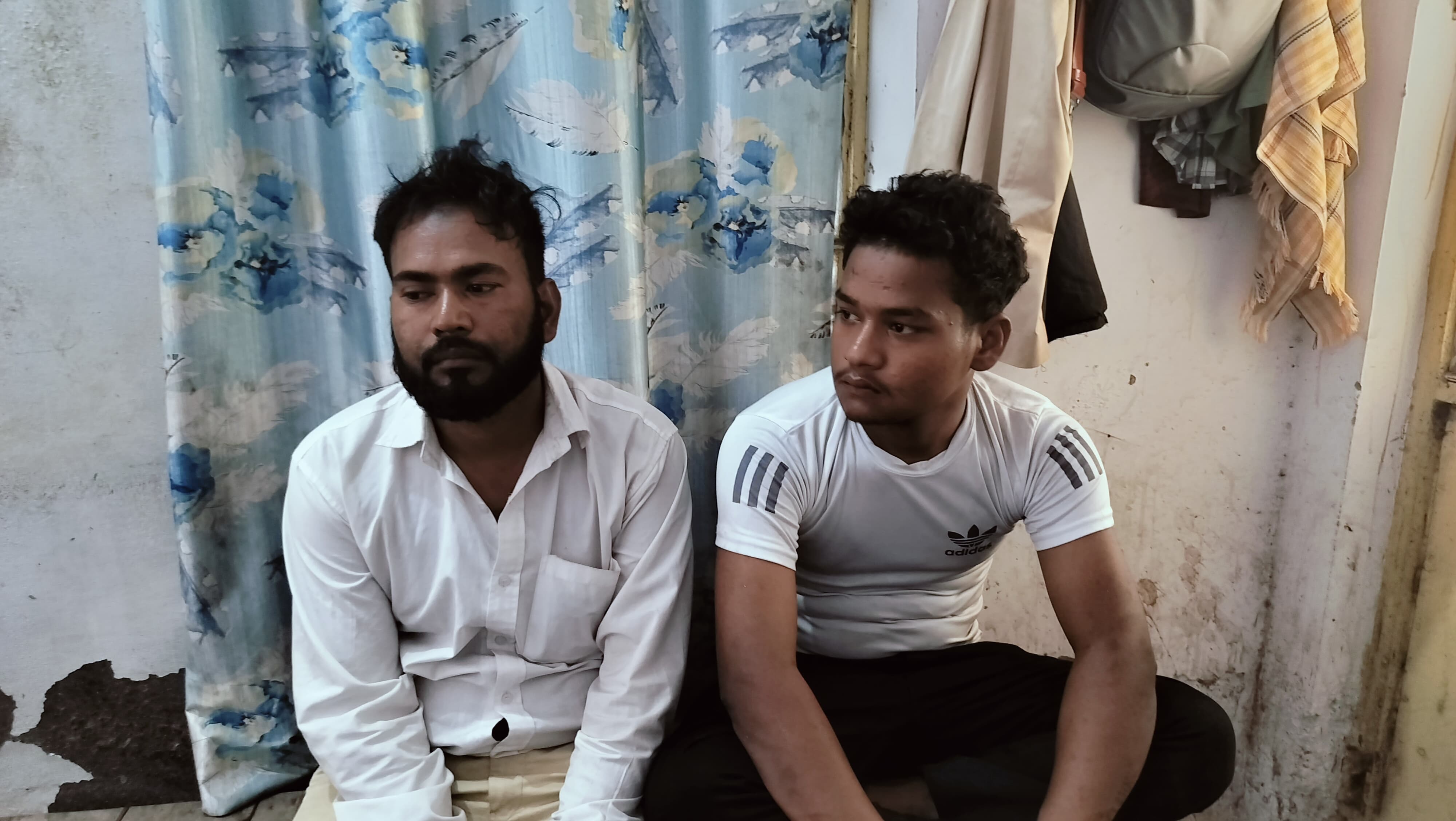 Illegal liquor recovered from Azimabad Express train | अजीमाबाद ...