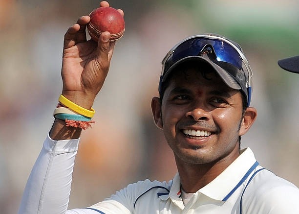 पहली पारी में 5 और दूसरी पारी में 1 विकेट लेने वाले श्रीसंत को मैन ऑफ द मैच का अवॉर्ड दिया गया.