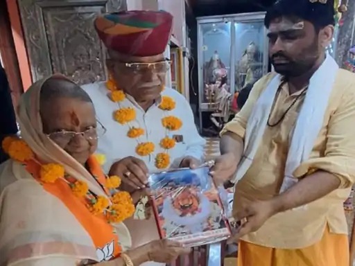 भाजपा की ओर से 4 सितंबर 2023 को रामदेवरा में संभाग स्तरीय परिवर्तन यात्रा में सूर्यकांता व्यास भी शामिल हुई थीं। तस्वीर रामदेवरा मंदिर की है। (फाइल फोटो)