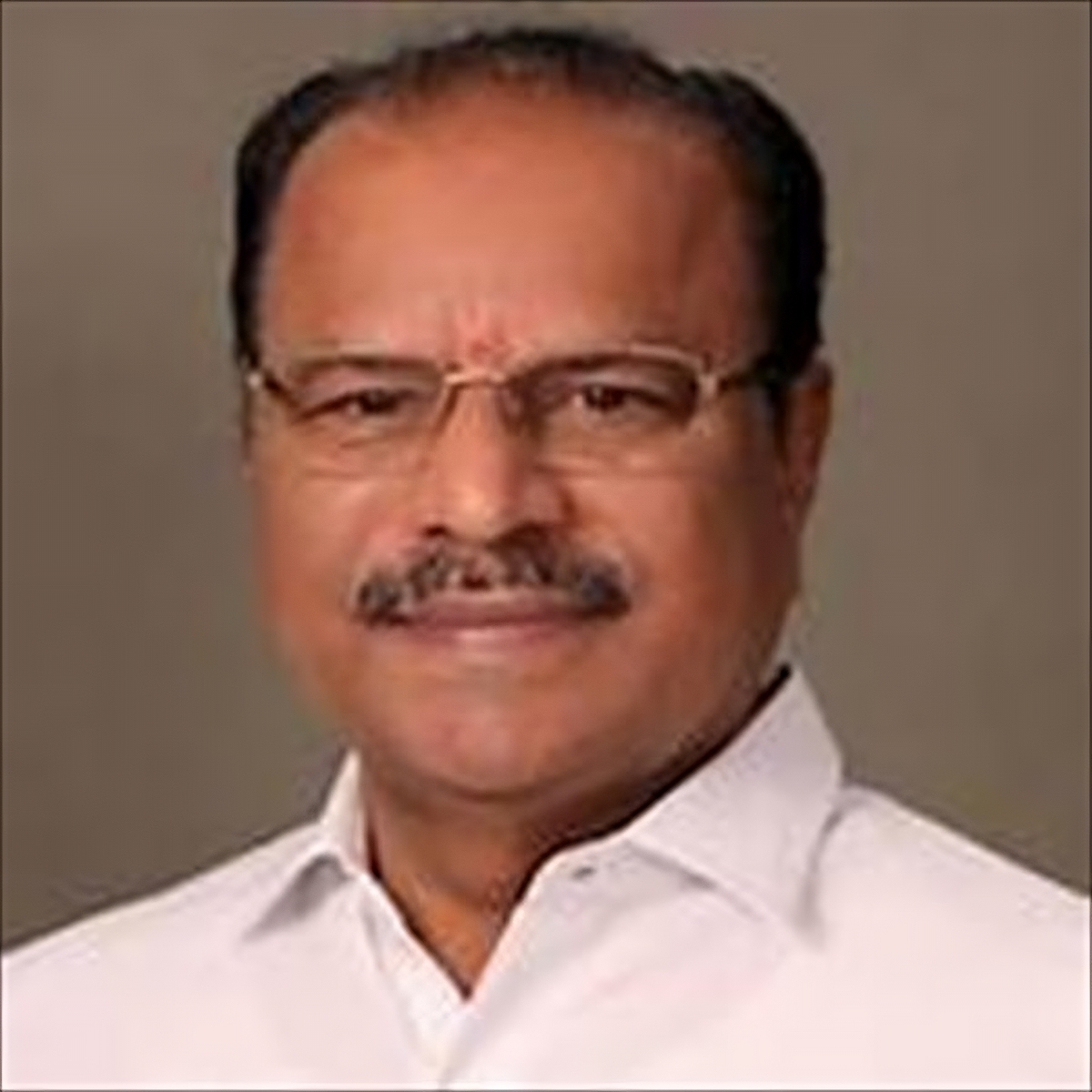 राष्ट्रपति द्रौपदी मुर्मू ने गुरुवार, 26 सितंबर को त्रिपुरा के राज्यपाल इंद्र सेना रेड्डी नल्लू को मिजोरम के राज्यपाल का अतिरिक्त प्रभार दिया है।