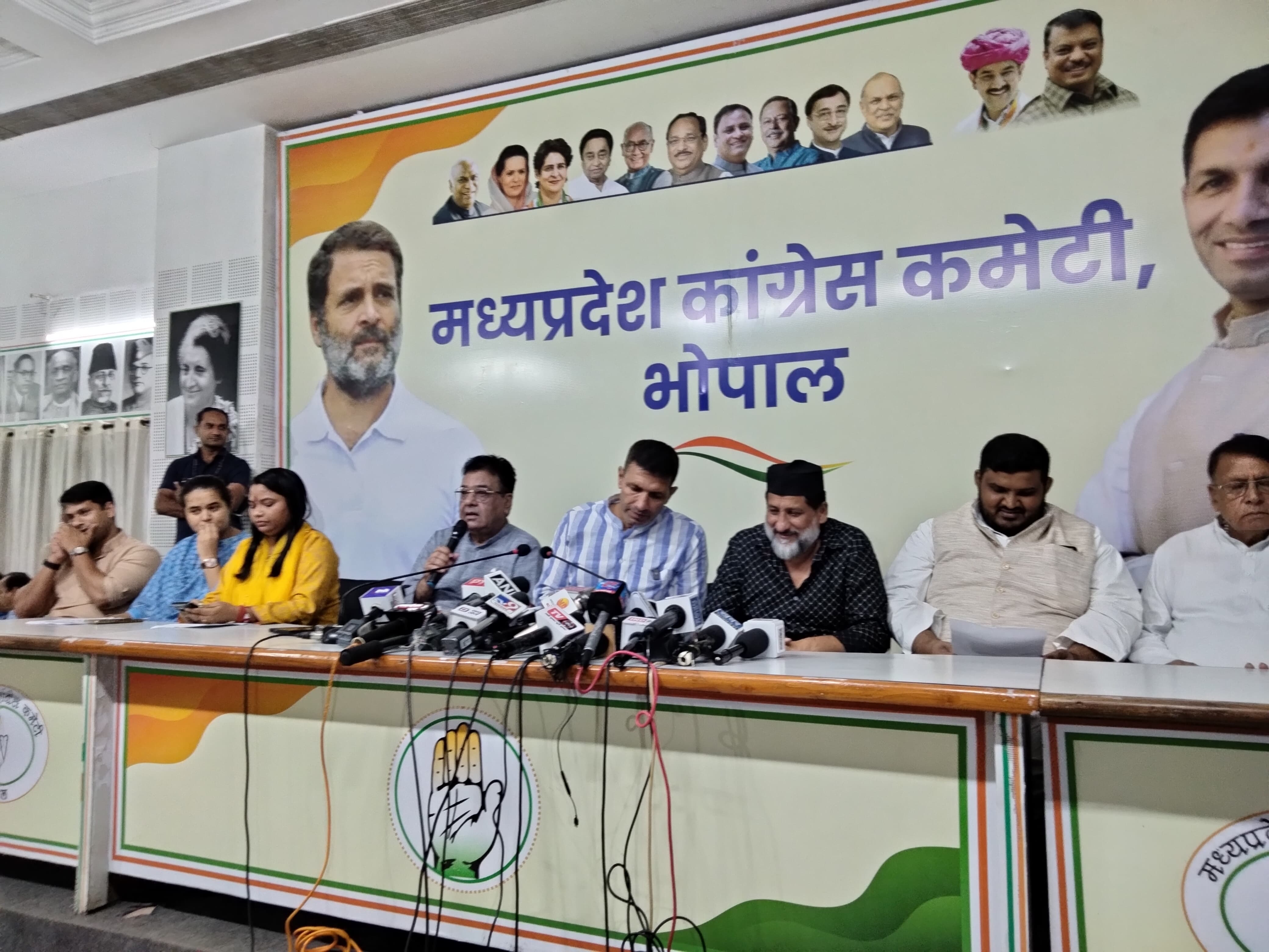 रेप की घटनाओं पर जीतू ने कहा कि कांग्रेस कल से बेटी बचाओ अभियान शुरू करेगी।