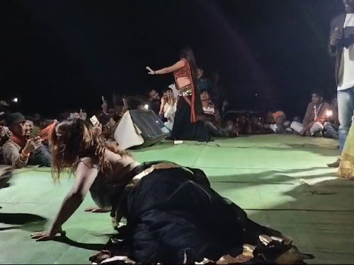 मैनपाट में आयोजन के दौरान फूहड़ और अश्लील डांस का वीडियो वायरल