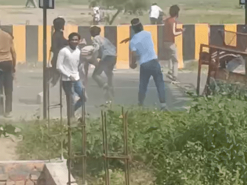 Saharanpur Riots Flag in the hands of rioters in Saharanpur...riot in their hearts