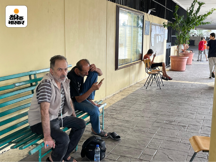 बेरूत में स्कूलों और दूसरी सरकारी इमारतों को शेल्टर होम में तब्दील कर दिया गया है।