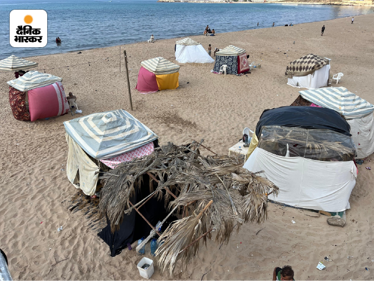 बेरूत में समंदर के किनारे अभी अस्थायी शरणार्थी कैंप बनाए गए हैं। पक्के शेल्टर होम बनने के बाद यहां से लोगों को शिफ्ट किया जाएगा।