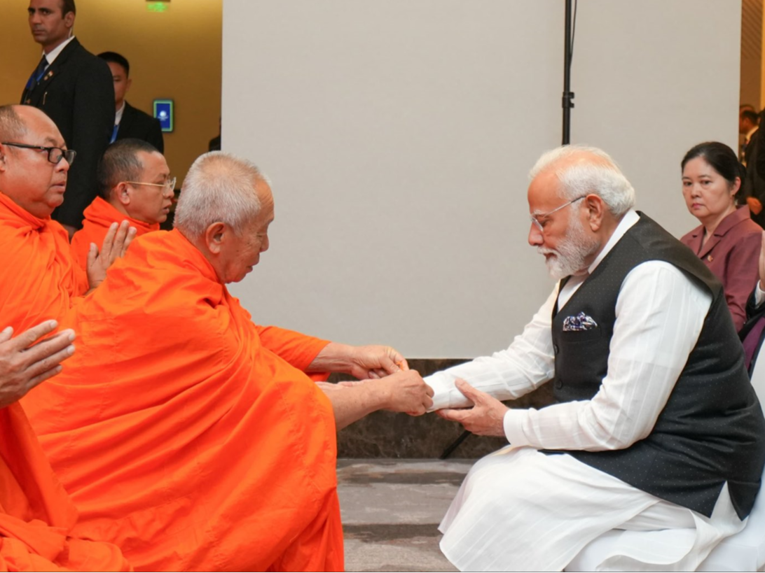 On reaching here the Buddhist monks welcomed him.