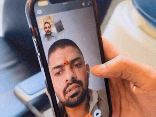 वीडियो कॉल पर पाकिस्तानी डॉन शहजाद भट्‌टी से बात करता गैंगस्टर लॉरेंस।