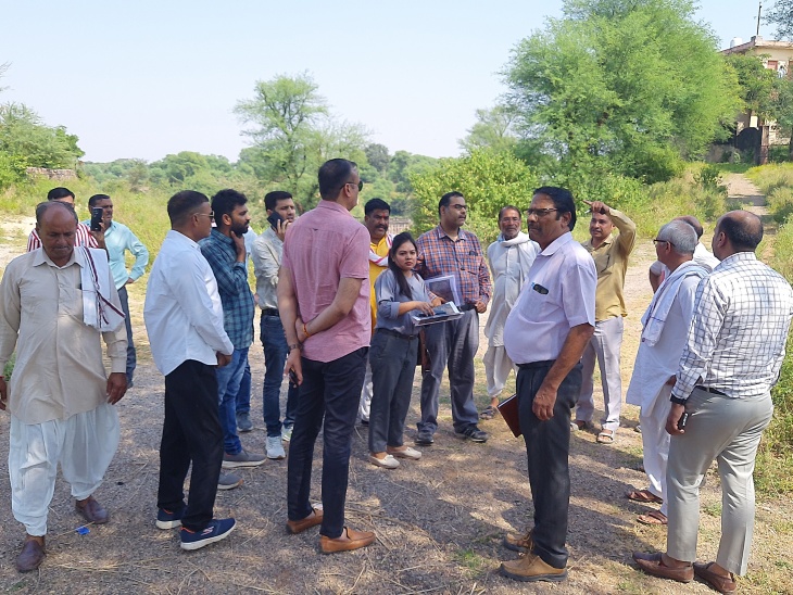 पांचना बांध को पर्यटन स्थल बनाने के लिए अधिकारियों ने किया दौरा। - Dainik Bhaskar