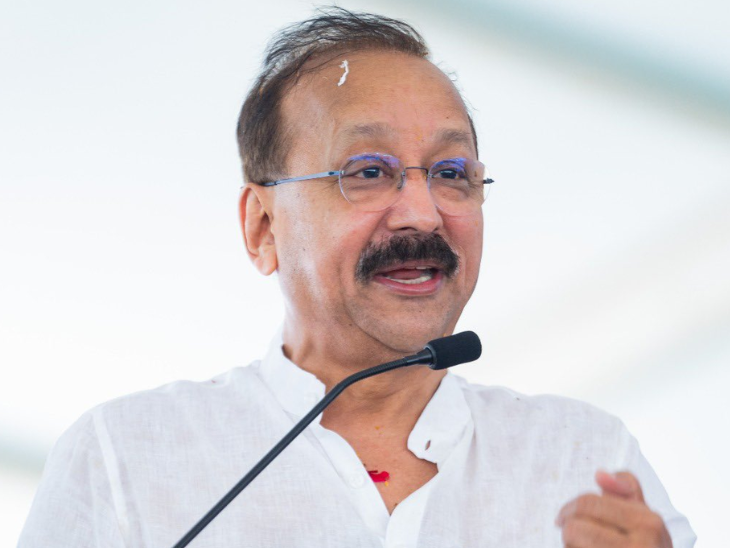 12 अक्टूबर की रात को बाबा सिद्दीकी की उनके बेटे जीशान के ऑफिस के बाहर गोली मारकर हत्या कर दी गई थी। (फाइल फोटो) - Dainik Bhaskar