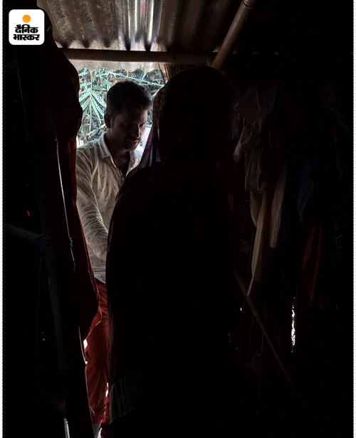 ये 29 साल के सचिन हैं। दो साल बाद भी अपना एक भी काम नहीं कर सकते। हर काम के लिए इन्हें किसी के सहारे की जरूरत होती है।