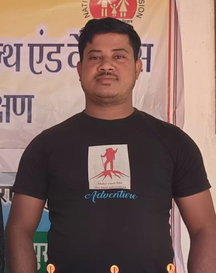 प्यून गुरुचंद मंडल जिसने थाने के बाथरूम में लगाई फांसी