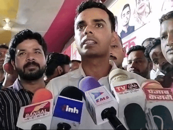 बुधनी में भाजपा ने रमाकांत भार्गव के टिकट दिया है। केंद्रीय मंत्री शिवराज सिंह चौहान के पुत्र कार्तिकेय भी भार्गव के लिए प्रचार कर रहे हैं।