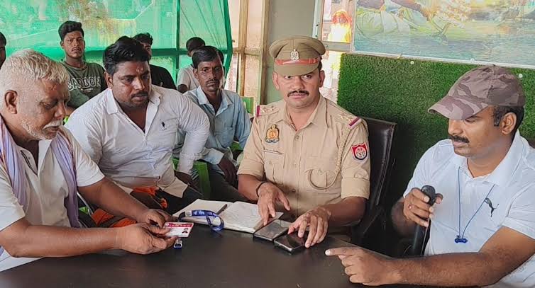 जल पुलिस के साथ नाविकों की बैठक हो चुकी हैं।
