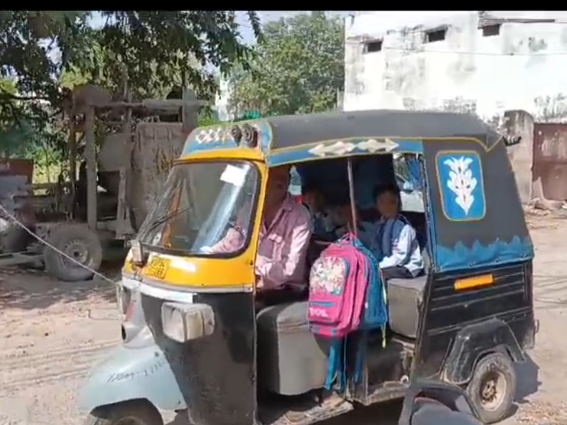 High tension wire fell on auto rickshaw carrying school students ...