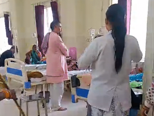 सिविल अस्पताल हजीरा, जहां सोमवार को युवक ने हंगामा किया था।