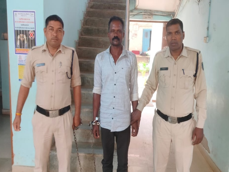 आरंग पुलिस ने शिकायत मिलने के 6 घंटे के भीतर ही आरोपी को गिरफ्तार कर लिया है।