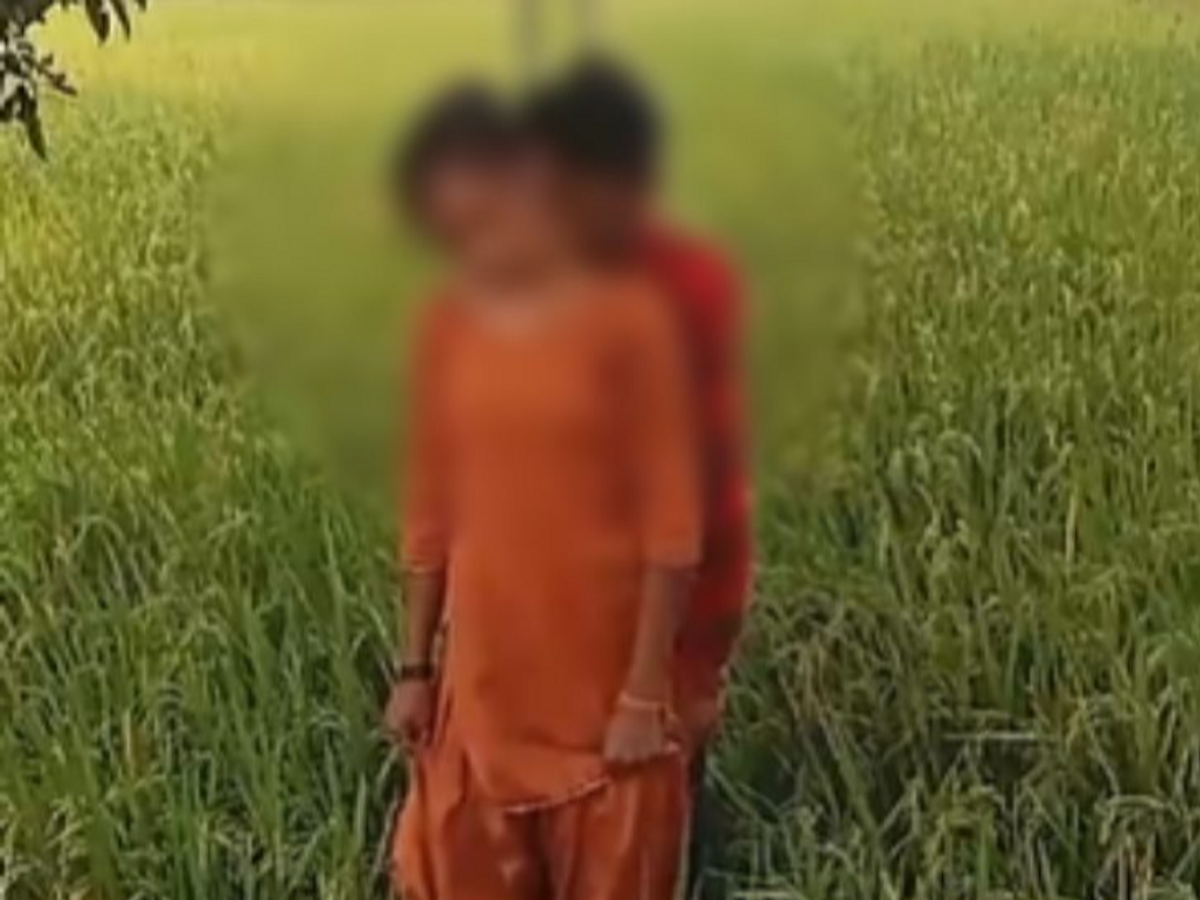 प्रेमी जोड़े की फंदे से लटकी मिली लाश।