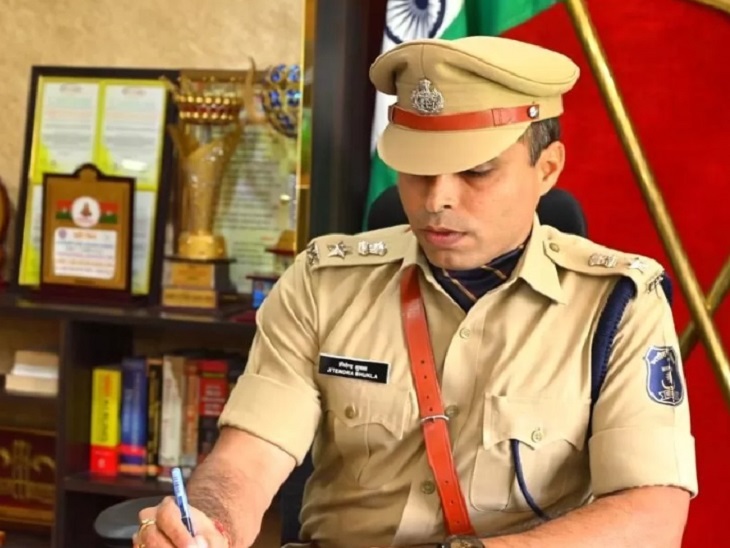 जितेंद्र शुक्ला, दुर्ग एसपी।